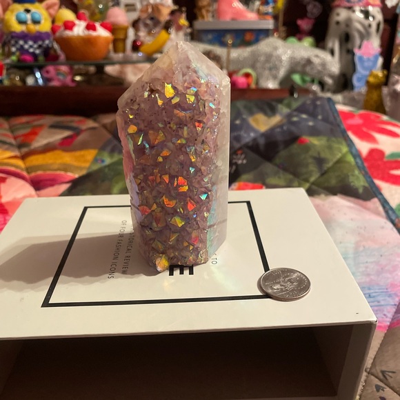 Aura amethyst tower - Picture 2 of 16